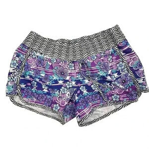 Athleta Women's Floral Board‎ Shorts Size 6 Multicolor Mid Rise